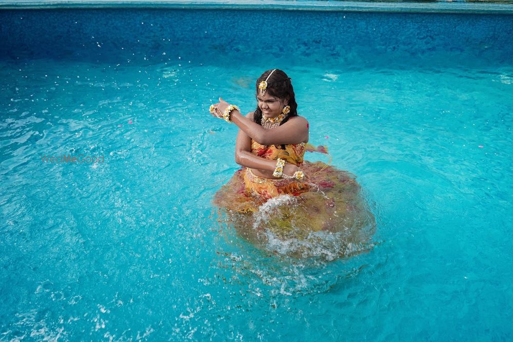 Photo From Paranya Haldi - By SJ Photography