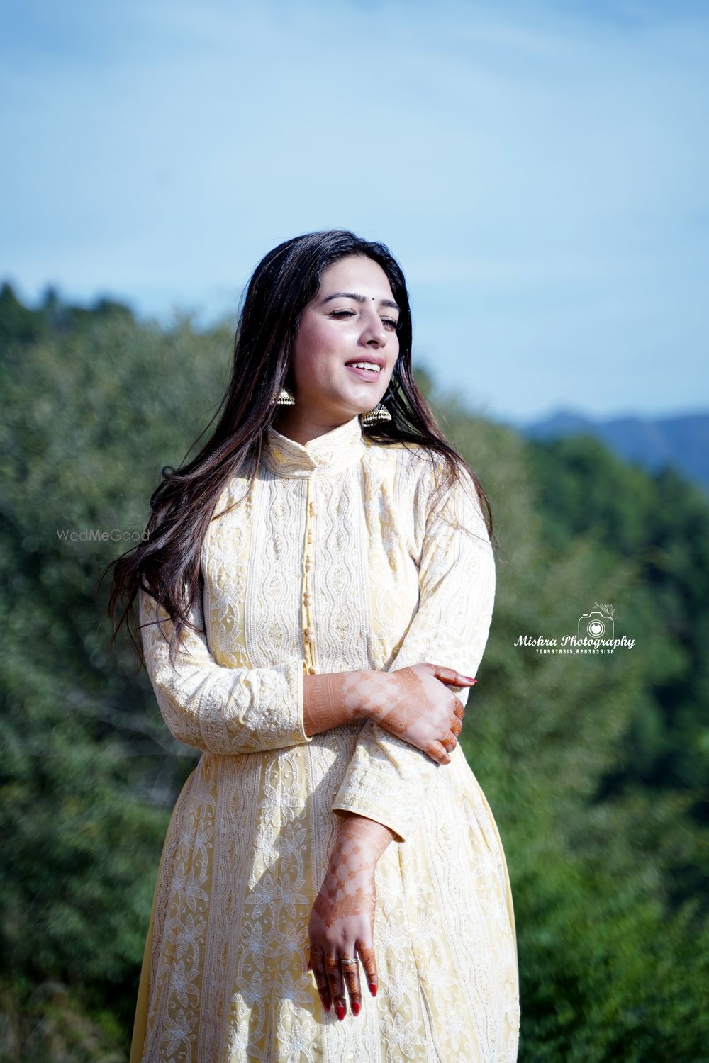 Photo From Bride Mendi Potraits - By Mishra Photography