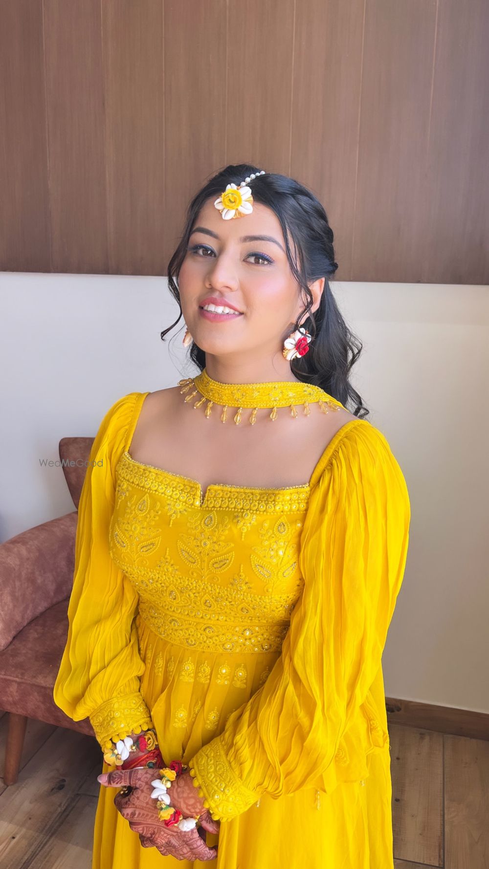 Photo From Haldi/Mehendi Looks - By Makeovers by Nishneet
