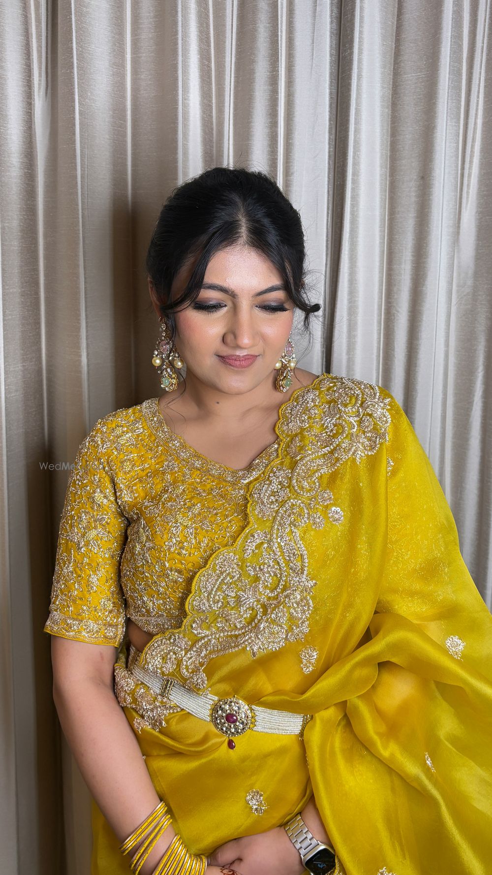 Photo From Haldi/Mehendi Looks - By Makeovers by Nishneet