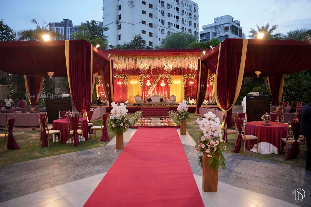 Photo From Red & Gold, Royal theme wedding - By Wedfully Yours