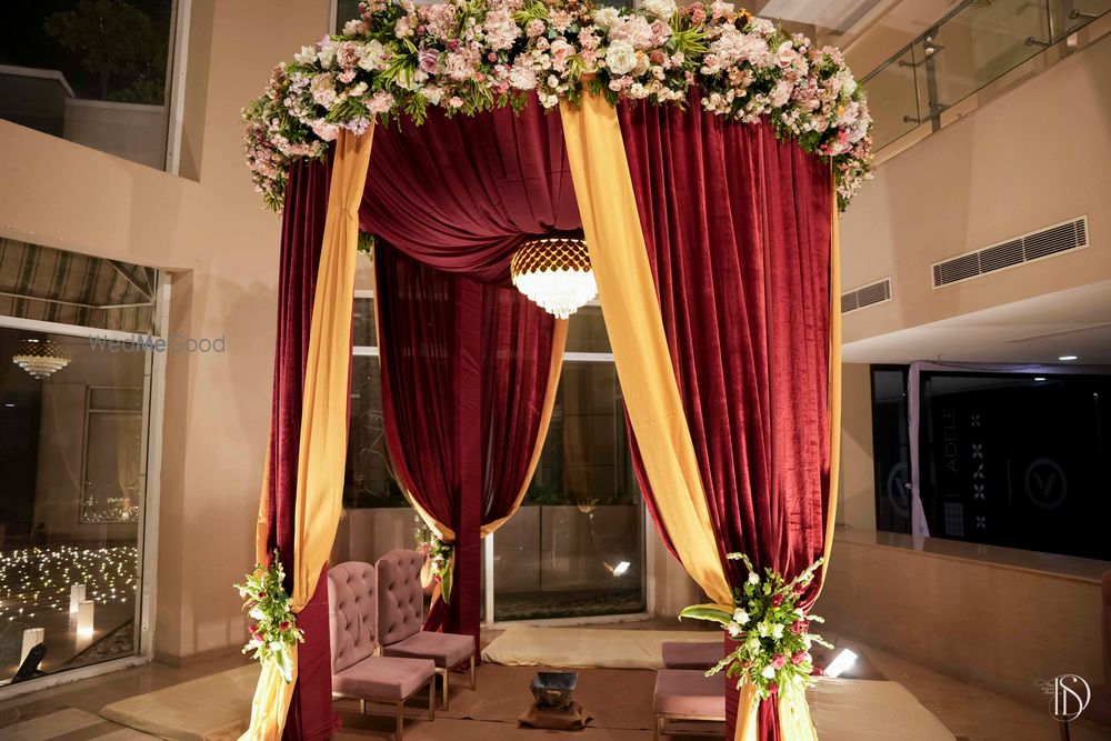 Photo From Red & Gold, Royal theme wedding - By Wedfully Yours