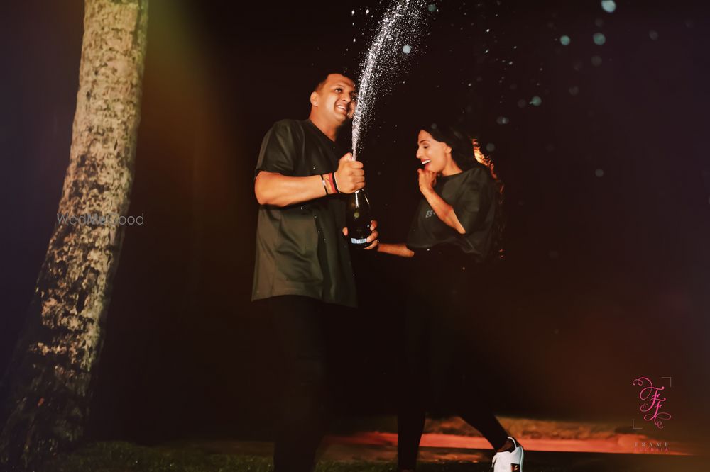 Photo From Mayur X Sheena - By Frame Fuchsia