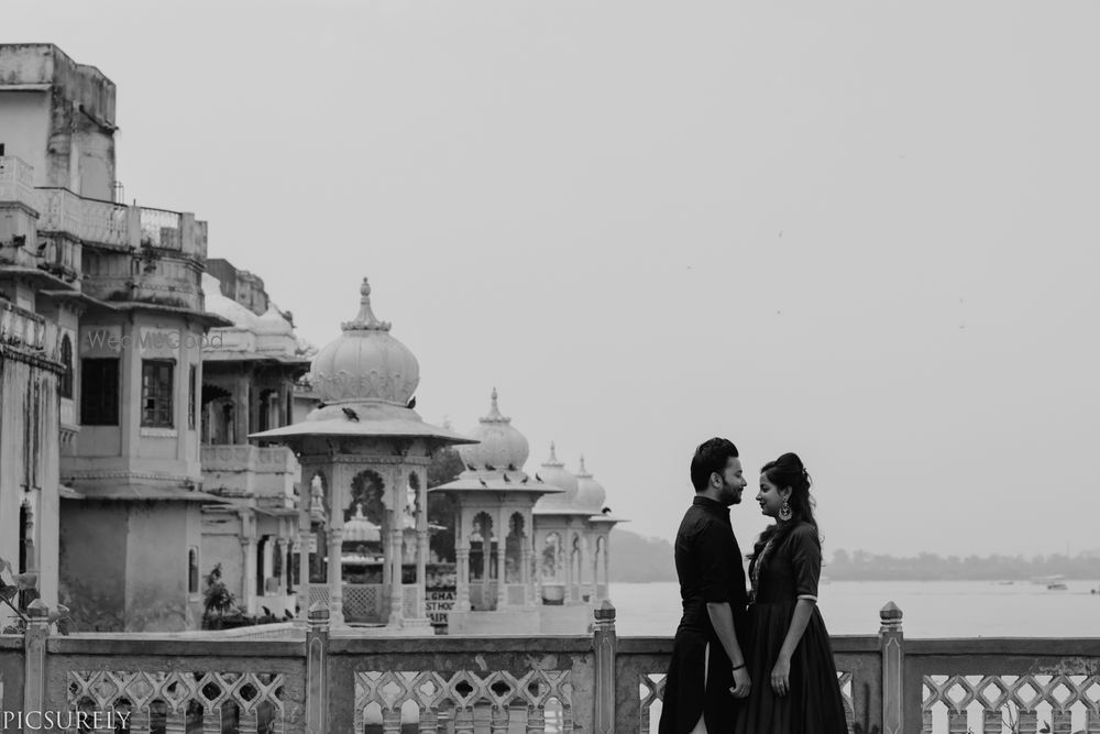 Photo From Nishit & Sahlini Pre Wedding - Udaipur - By Picsurely