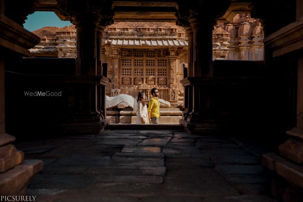 Photo From Nishit & Sahlini Pre Wedding - Udaipur - By Picsurely