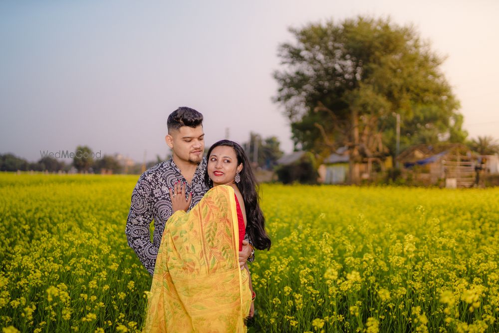 Photo From Debanjali & Dipmalya Pre Wedding - By Swiping Stories