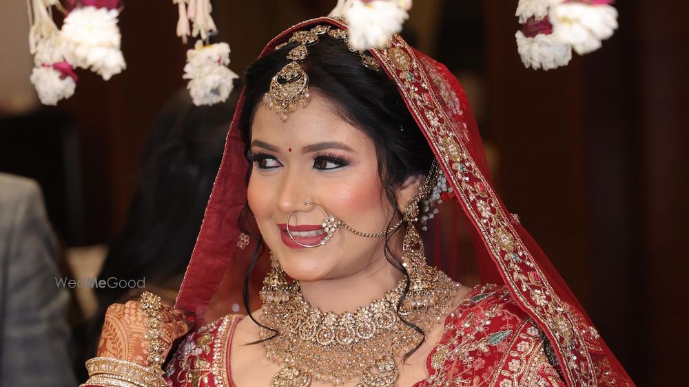 Makeup Diaries by Ritu Luthra