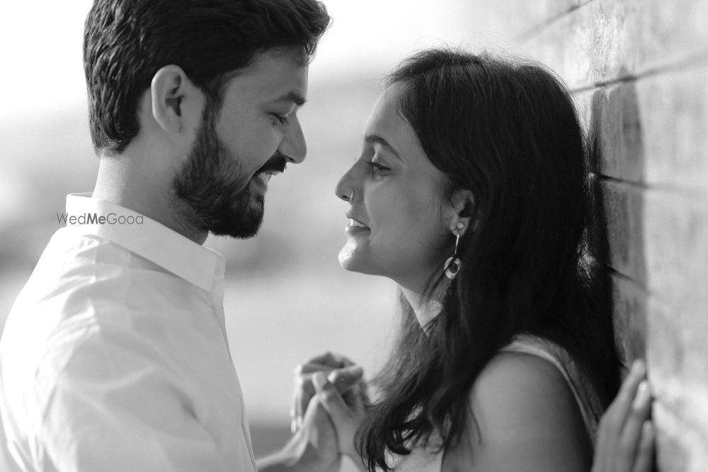 Photo From pre wedding - By Visual Krafton Studio
