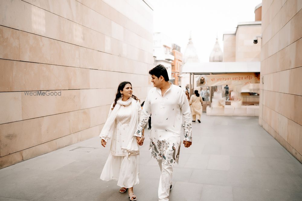 Photo From Varanasi Prewedding - By Perx Studio