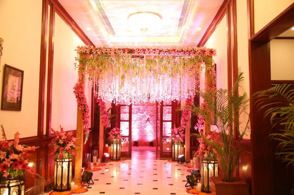 Photo From AWADHI ANDAZ (Pink roses arranged with candles and crystal ) - By MARK WEDDING 