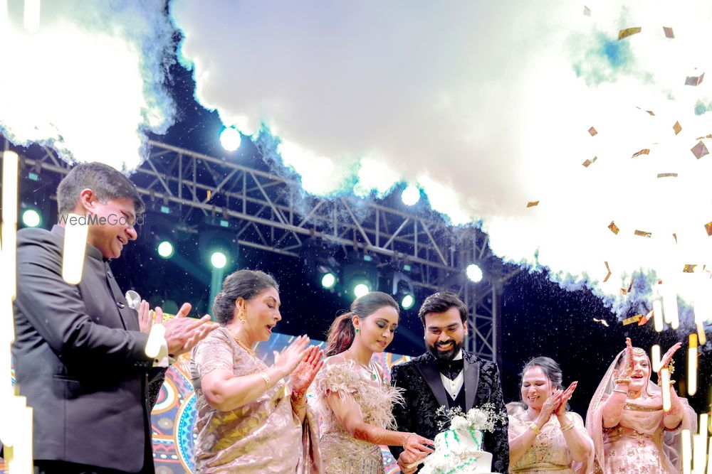 Photo From Aishwarya & Nikhil, Engagement & Cocktail - By Pinakin Studios