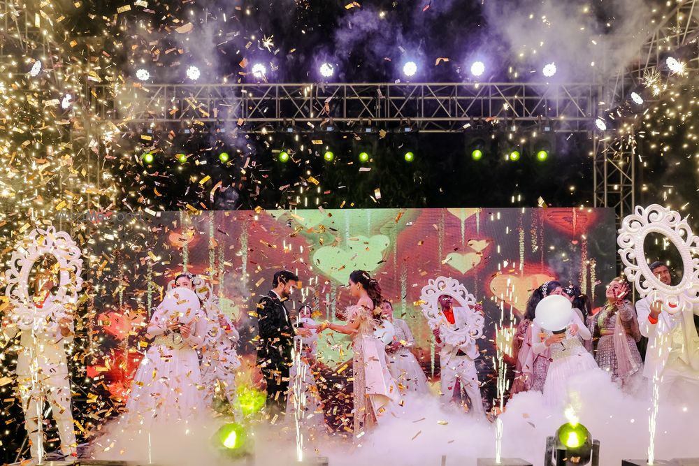 Photo From Aishwarya & Nikhil, Engagement & Cocktail - By Pinakin Studios