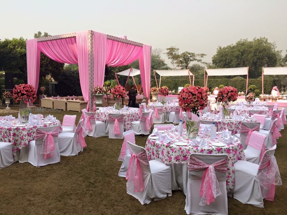 Photo of floral print table linen