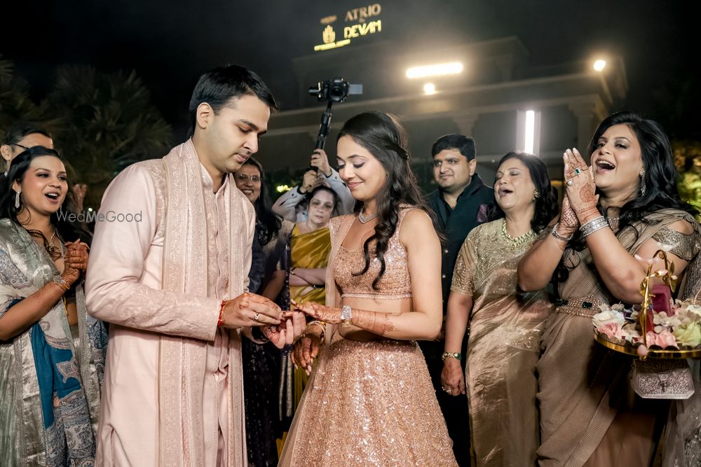 Photo From Shreya & Pranjal, Engagement - By Pinakin Studios