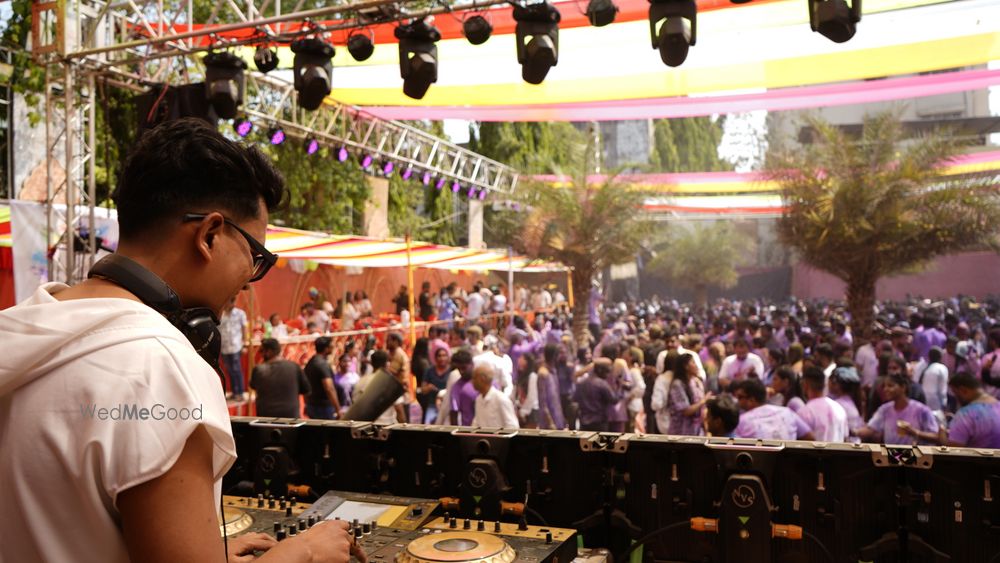 Photo From HOLI 2025 - By VDJ Deep
