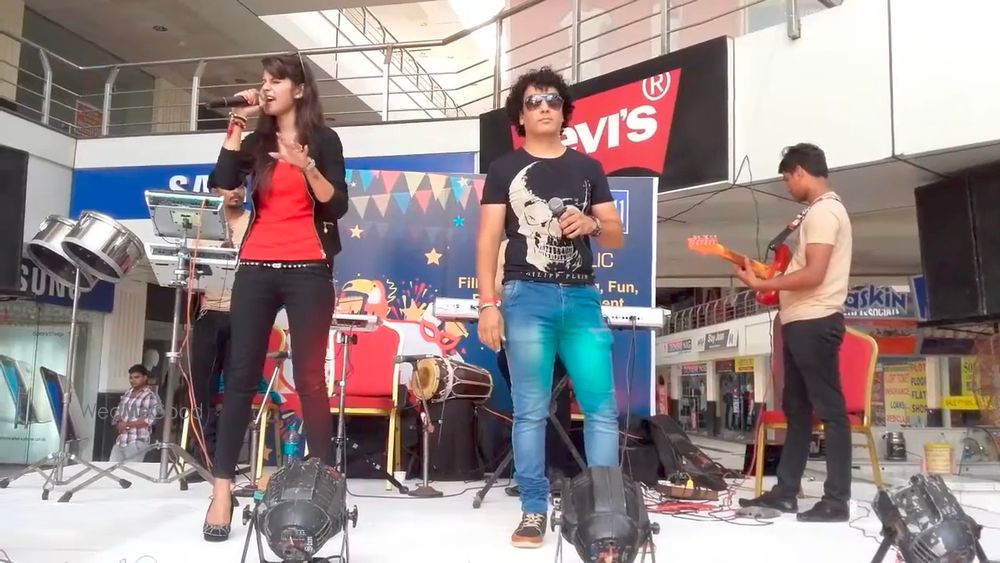 Photo From tdi Mall Sonipat - By Singer Lucky Gandhi