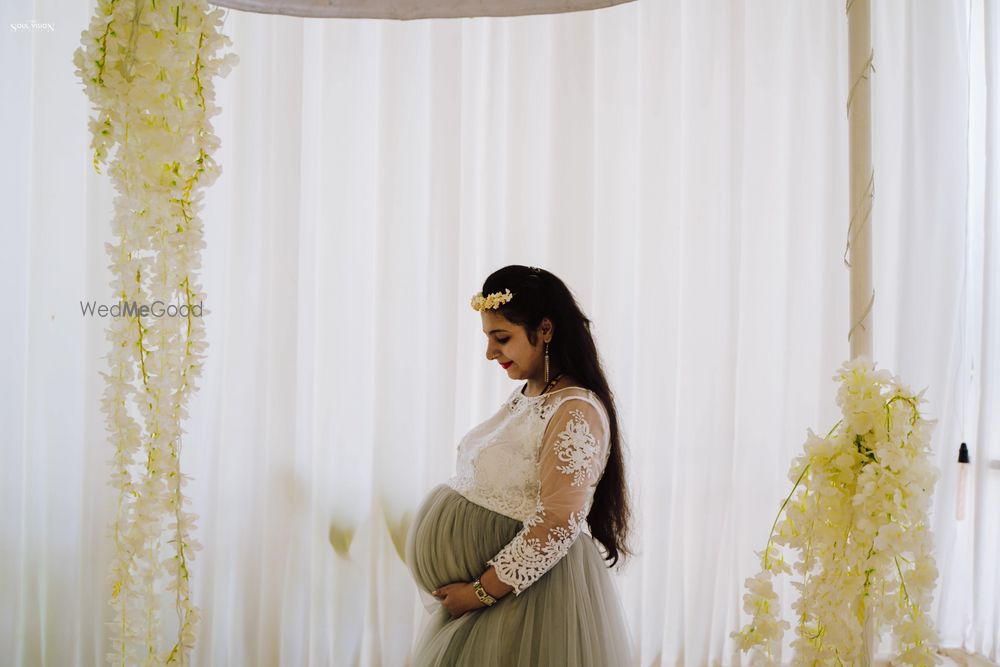 Photo From maternity shoot - By Manu Vision