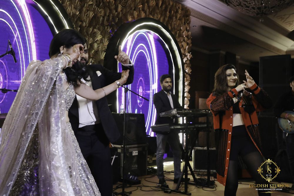 Photo From Rhea & Varun - Prelude to Forever - By Falcon Social