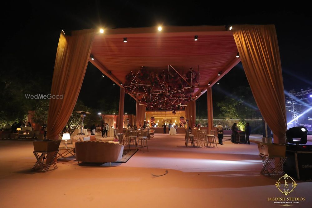 Photo From Raashi & Viraj - By Falcon Social