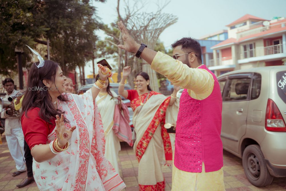 Photo From Haldi Glimpse - Suvotama x Anubhab - By SNAPSHOT - Photography & Films by Avinava Biswas
