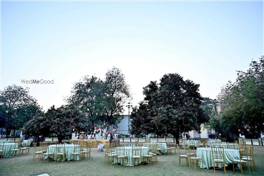 Photo From Desai Family Reception - By UVI - Luxury Catering & Decor