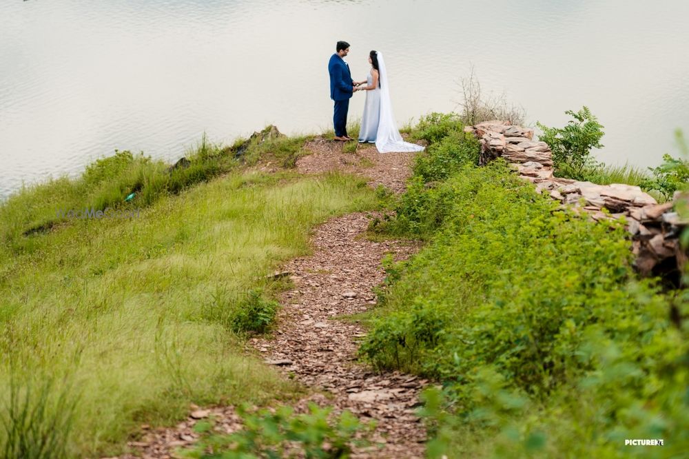 Photo From Pre-wedding Shoot - By Genesis The Art Studio