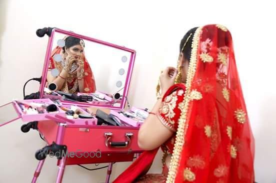 Photo From Bride Anjali - By Velvettbrush Makeovers