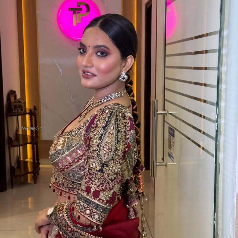 Photo From A Classic look with a  modern glow. - By Tanya's L'Oreal Salon