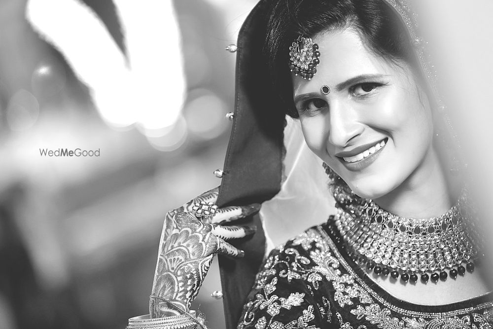 Photo From Disha & Ankur @ Vrindavan Greens, New Delhi - By Vivekk Vikas Photography 