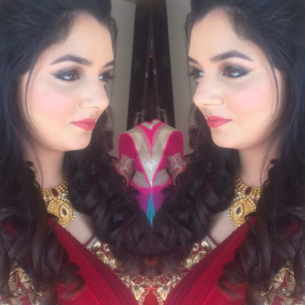 Photo From Sangeet/engagement makeup - By Aditi Mehra Bridal Makeup Artist