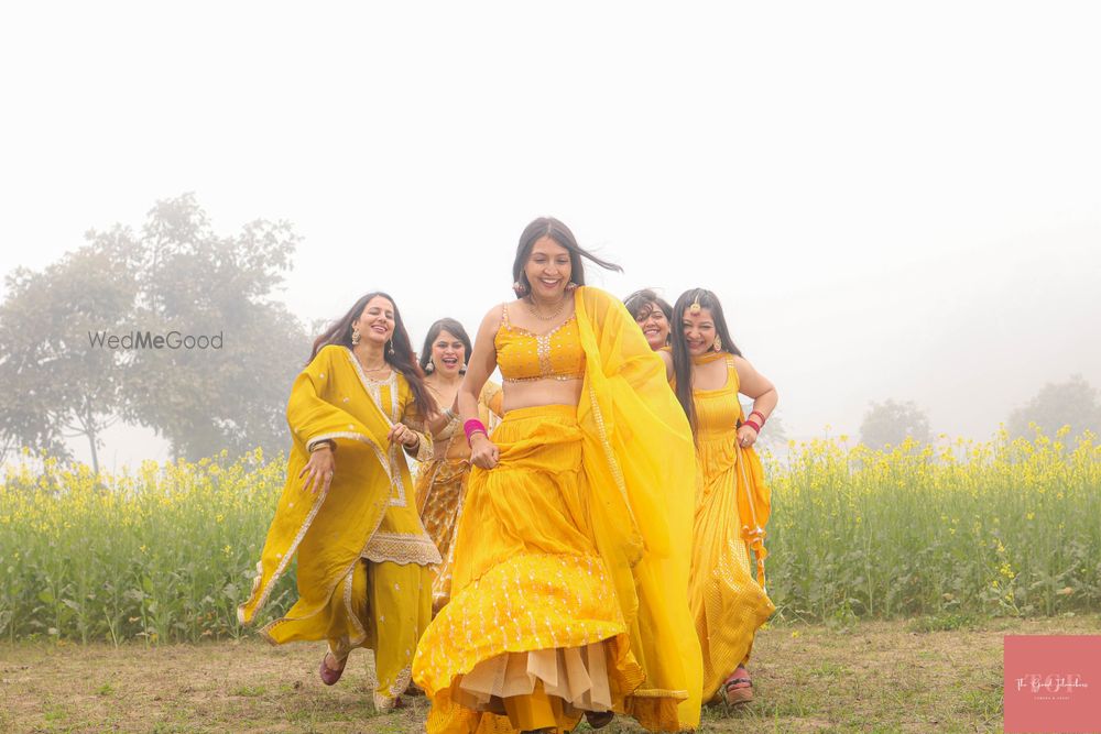 Photo From Yellow to Red, A Journey - By The Good Filmmakers