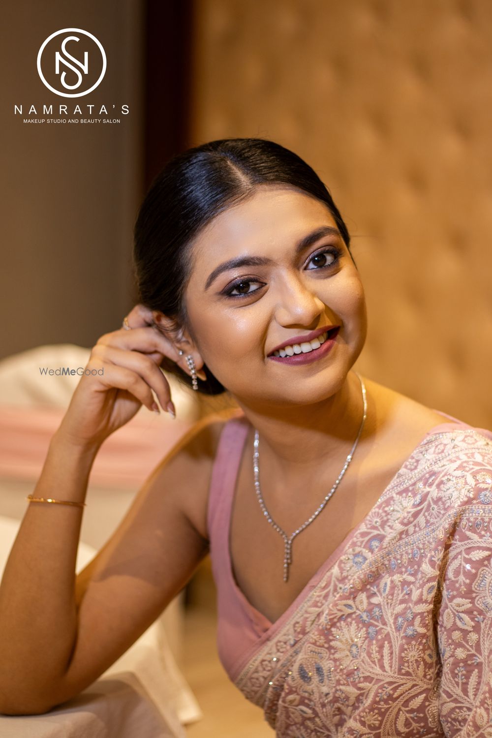 Photo From Glowy and Dewy Look - By Namrata's Studio