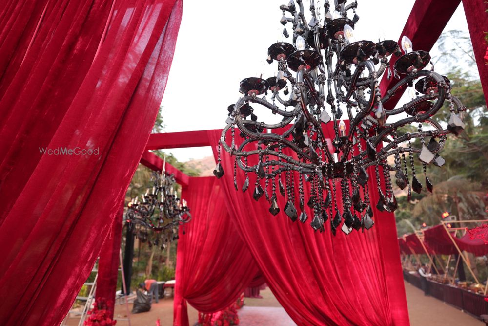 Photo From Aesha & Smit's wedding - By Razzmatazz Events