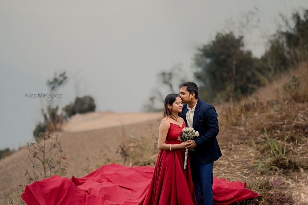 Photo From Shayan & Madhuporna Pre Wedding - By Swiping Stories