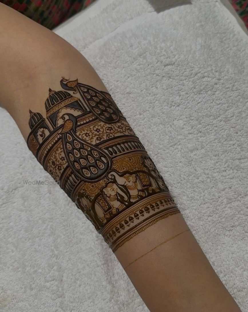 Photo From Elegant Bridal Mehndi Portrait 2025 - By Professional Shah Mehandi Art