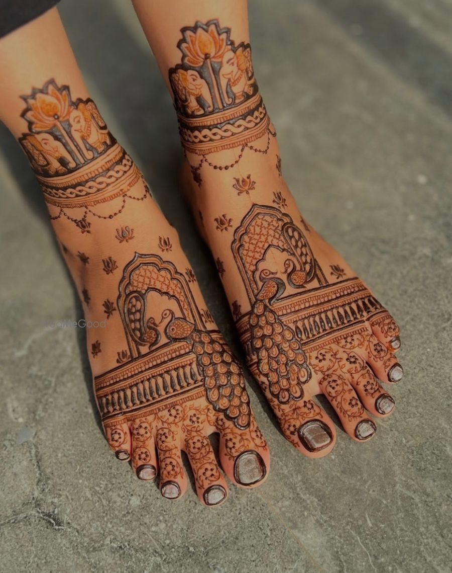 Photo From LEGS INCLUDING DESIGN 2025 - By Professional Shah Mehandi Art