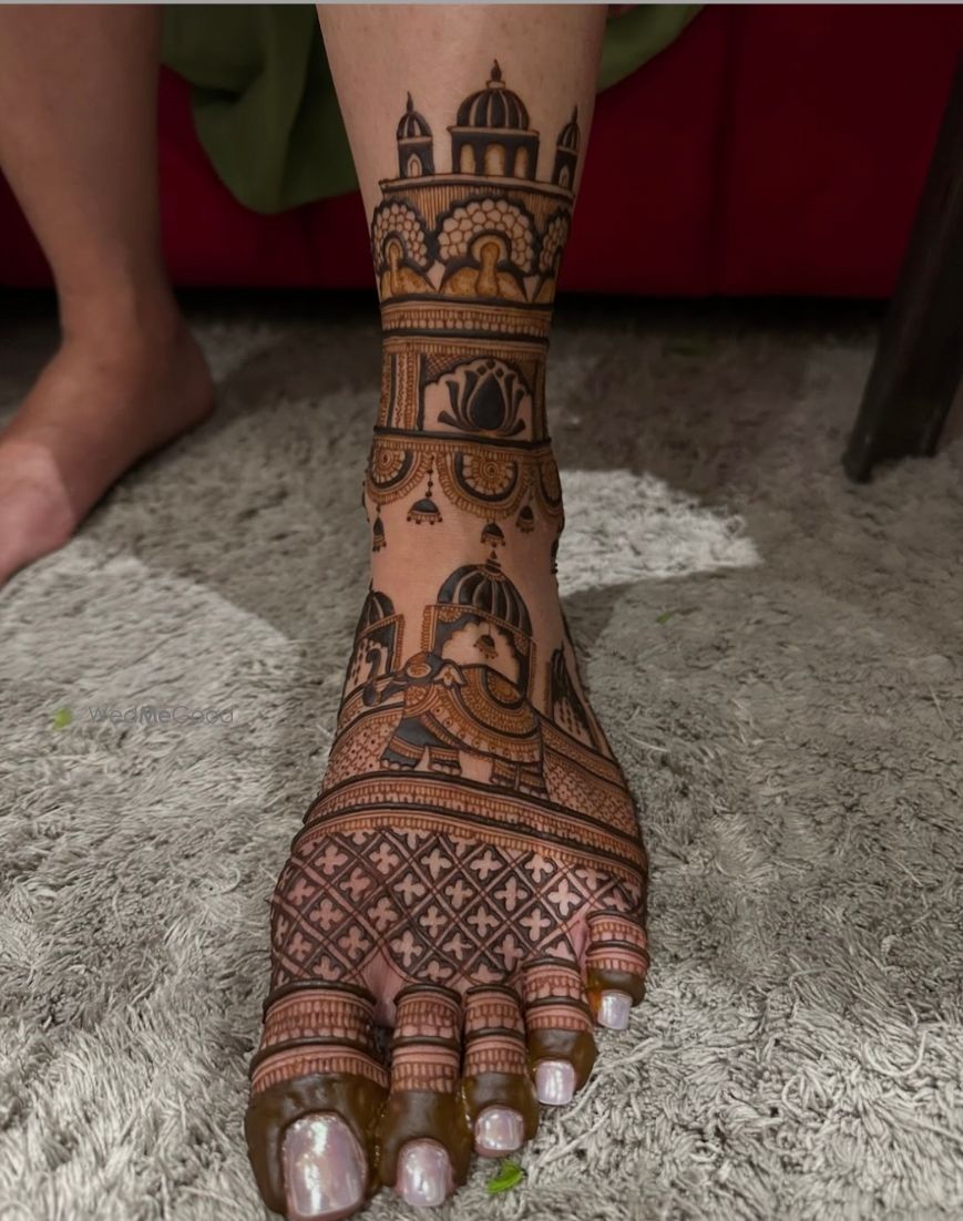 Photo From LEGS INCLUDING DESIGN 2025 - By Professional Shah Mehandi Art