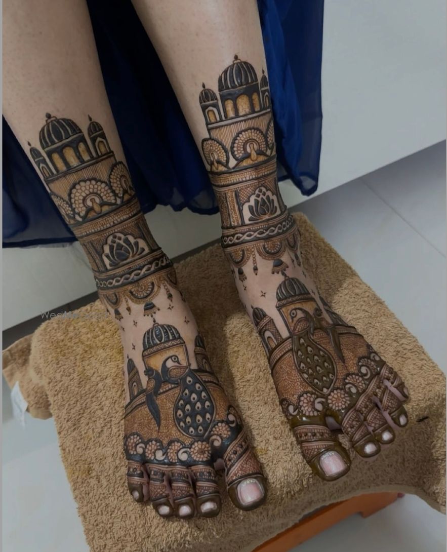 Photo From LEGS INCLUDING DESIGN 2025 - By Professional Shah Mehandi Art