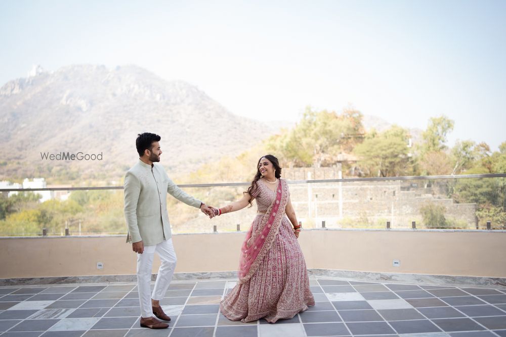 Photo From Tanvi & Prakrut wedding - By The Kapture Memories