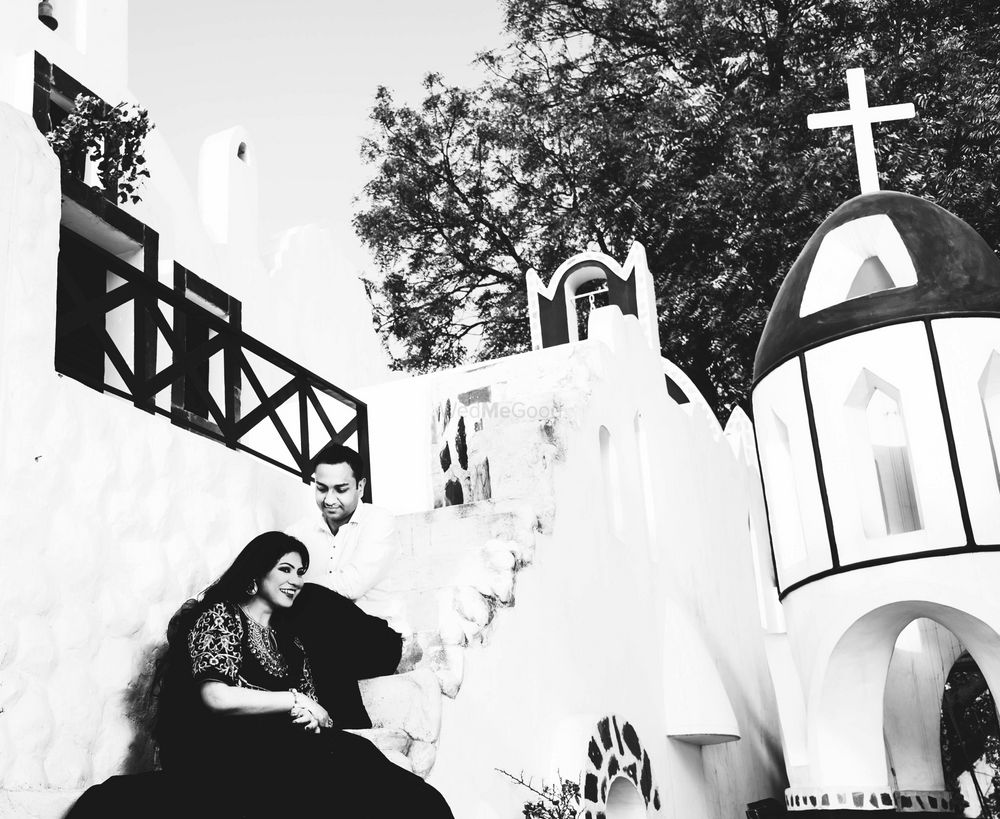 Photo From Pre Wedding: Sona & Gaurav - By Lensomaniya Photography