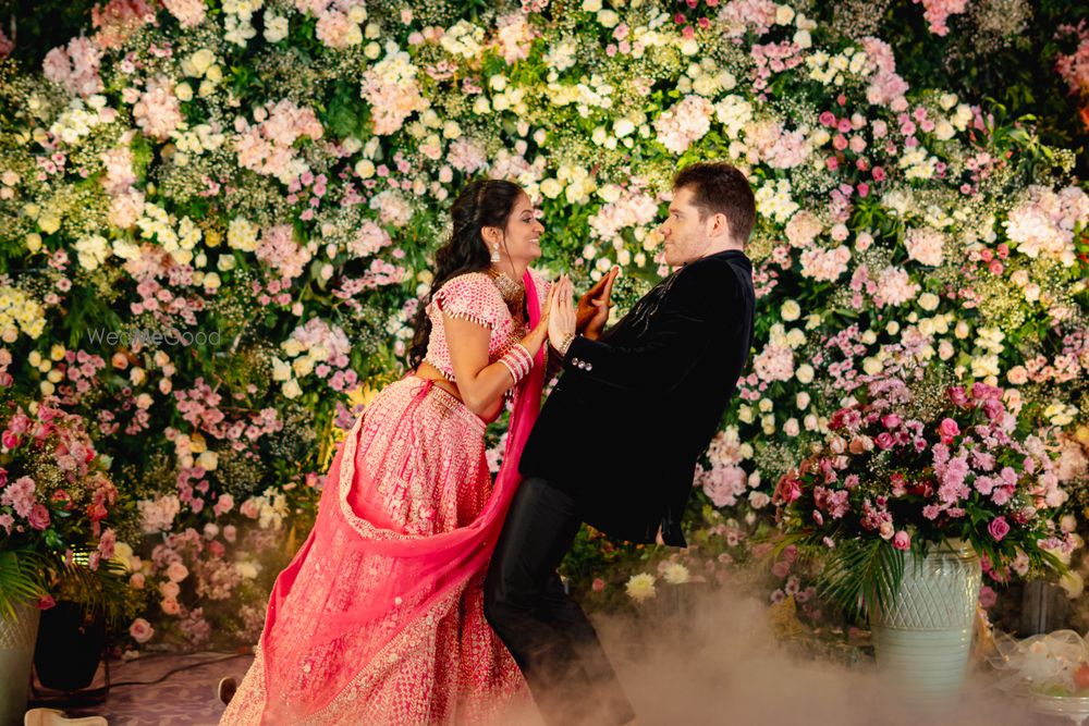 Photo From Arika & John - By What A Story