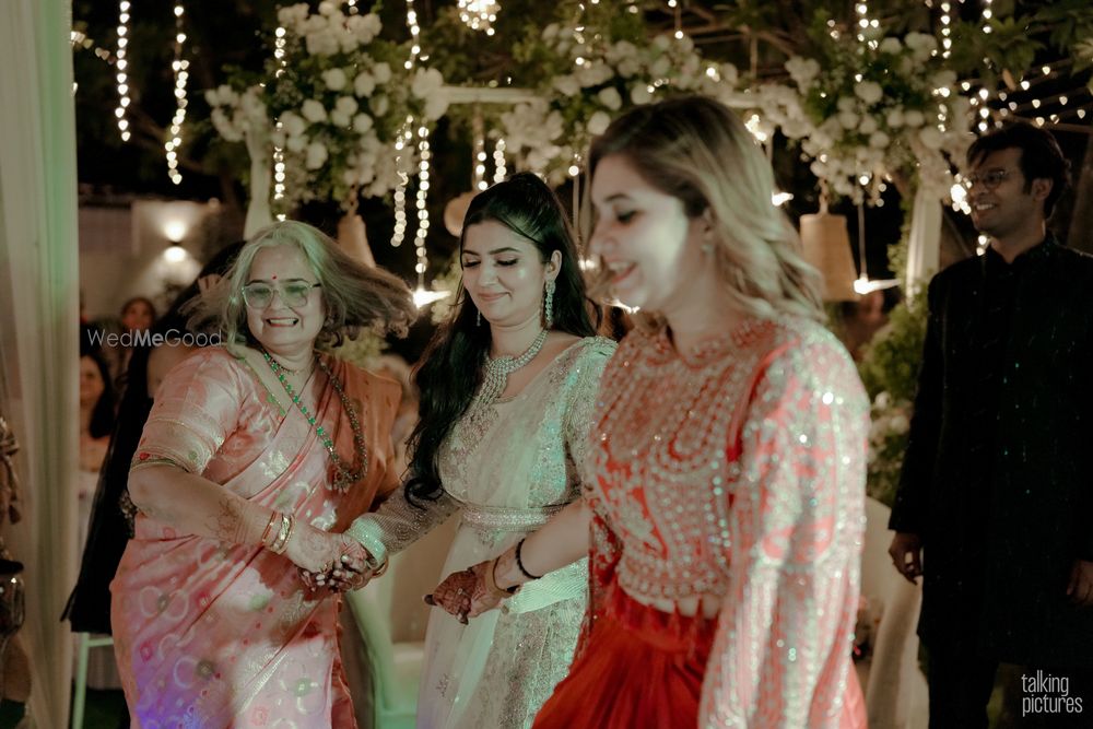 Photo From AYUSH & GEETHANJALI SANGEETH - By Talking Pictures Wedding Photography