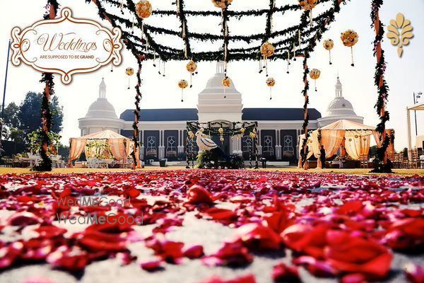 Photo From LAWN - By The Grandeur