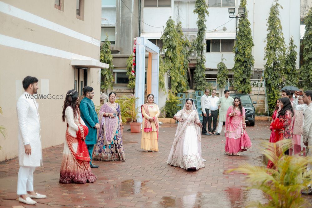 Photo From Aausha & Bhawesh - By Authentic Clicks