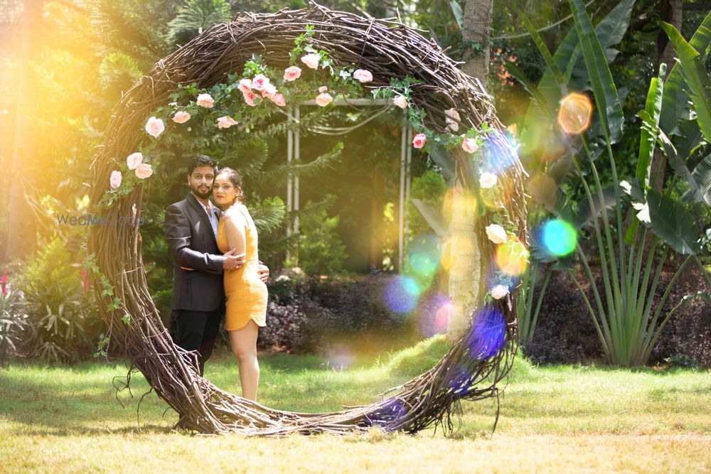 Photo From Pre Wedding - By Yatish YKR Photography