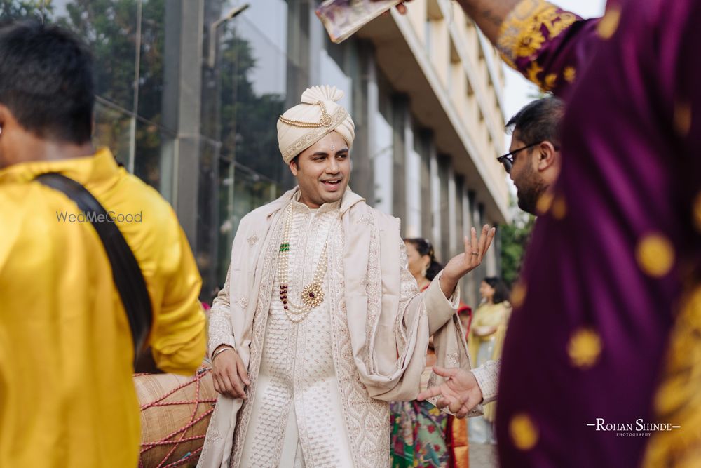 Photo From Saloni & Chirayu : Gujarati Wedding at Novotel Mumbai International Airport - By Rohan Shinde Photography & Films (RSP)