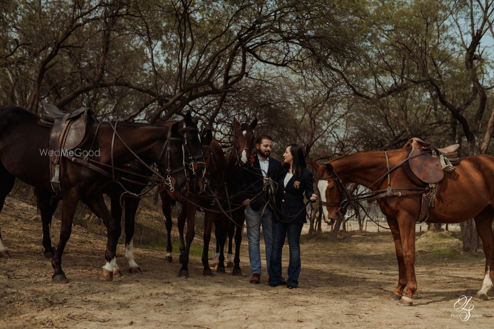 Photo From Pre Wedding - By Light Strokes Photography