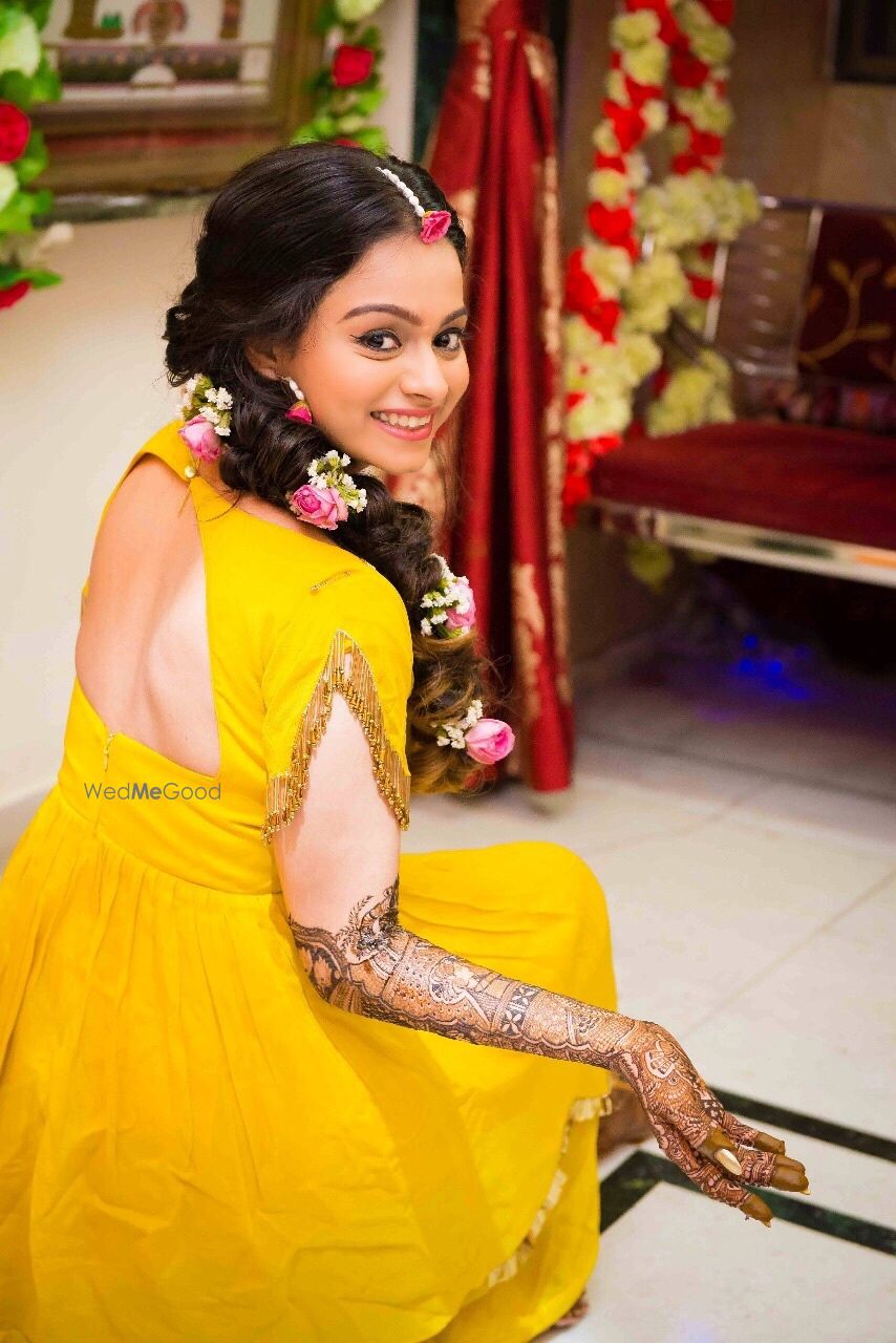 Photo From Bijal’s Mehndi & Family Function - By Pratibha Nalla Studio