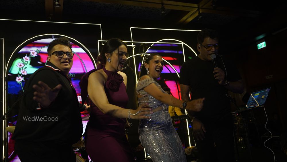 Photo From THE FIRST AFTER PARTY OF CHOPRAs - By VDJ Deep