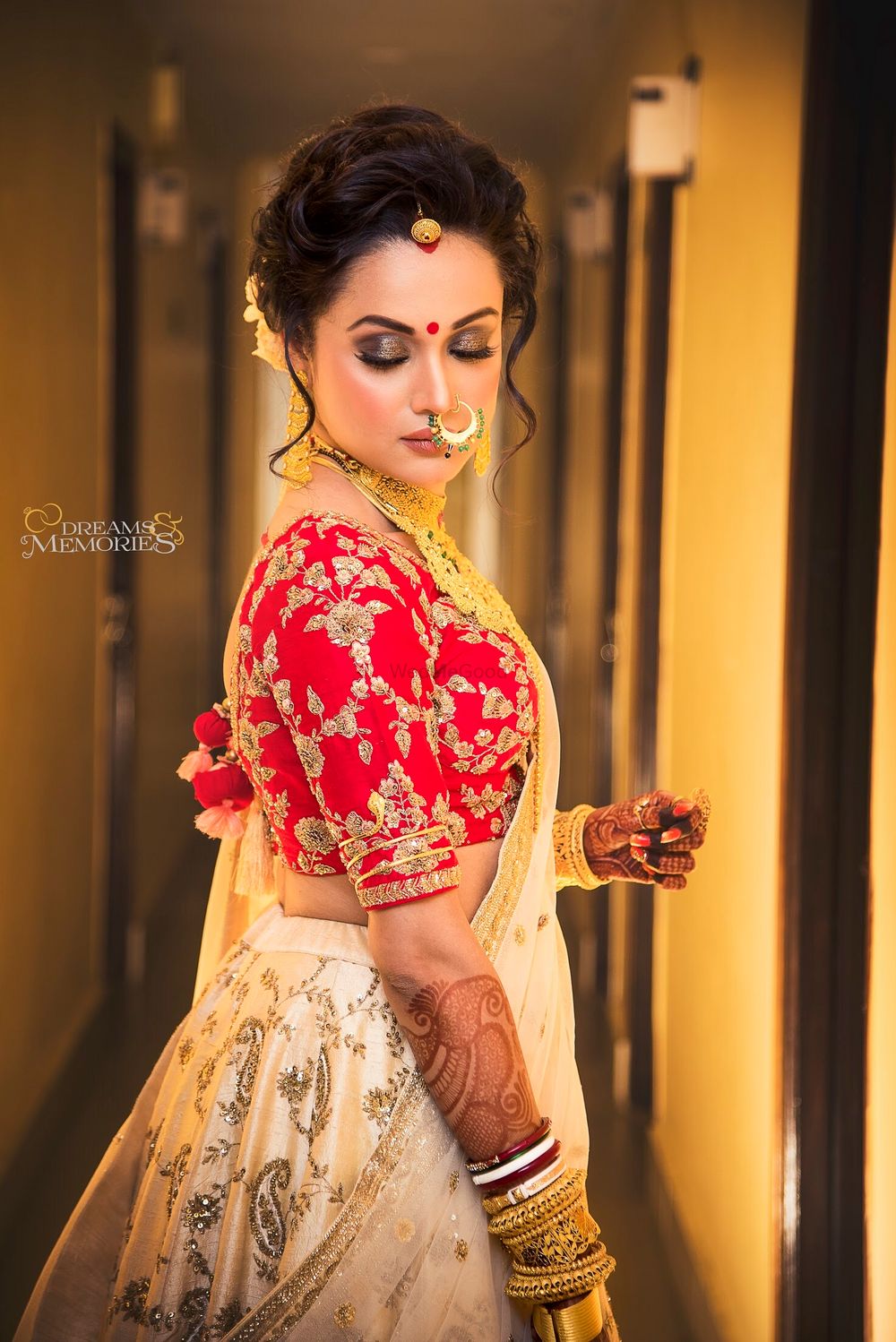 Photo From Bengali Bride_Gorgeous Tanaya on her reception, with radiant glowing skin  - By Nivritti Chandra